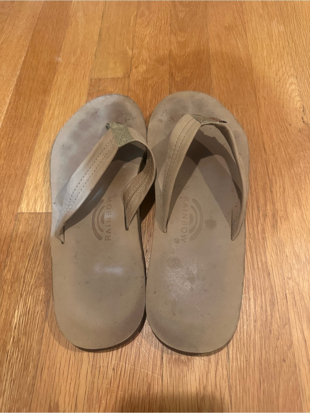 Rainbow Flip Sandals in classic light brown men’s extra large (11-12)